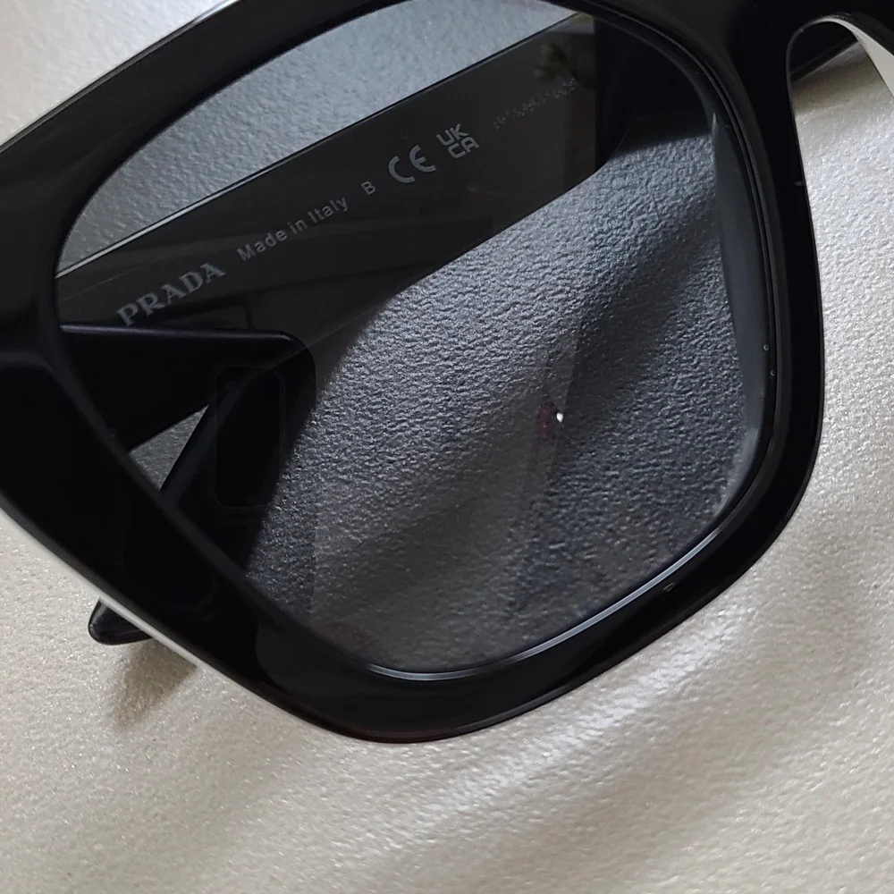 Prada 24XS sunglasses - Picture 3 of 6